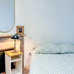 Grand Avec Piscine Apartment